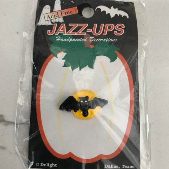 Hand painted Jazz up Halloween Craft Embellishments 5 Pieces - Picture 6 of 8